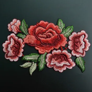 1gb Rožu Ziedi Vīnogulāju Piešūt Ielāpus Apģērbu Izšūti Plāksteri Appliques Stick Uz Auduma Nozīmītes DIY Apģērbu Aksesuāri